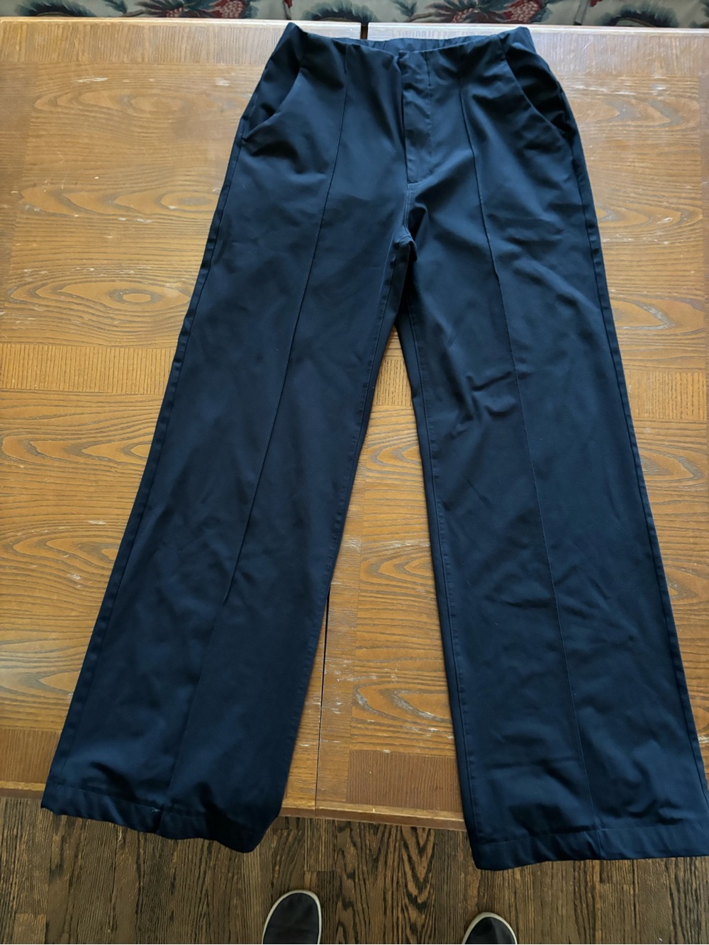 Vuori Black Wide-Leg Meta™ Pant